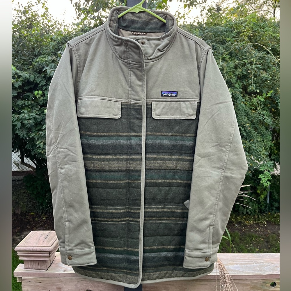 Patagonia Women’s Out Yonder Jacket Sage Khaki L